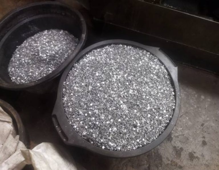 What Are the Different Types of Grinding Media? grinding media